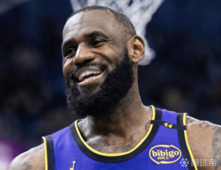 A-史密斯：真正想毁掉扣篮大赛的人是詹姆斯，他从未满足期待参赛