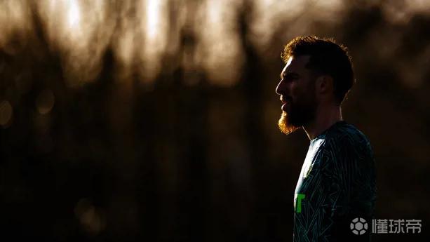 狼队门将若泽-萨：枪手后防线非常强，我从他们身上学到很多